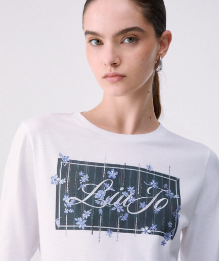 T-SHIRT CON LOGO