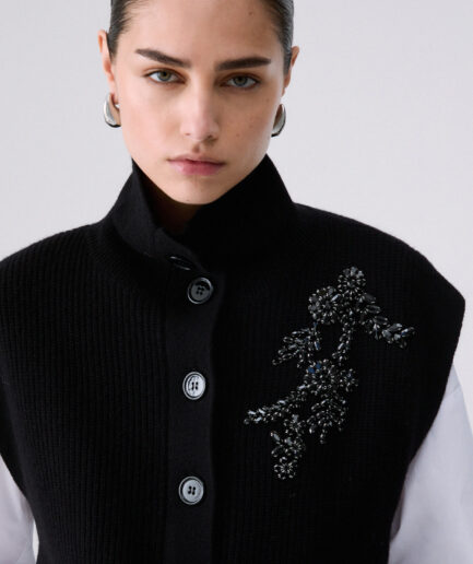 GILET IN LANA CON RICAMI GIOIELLO